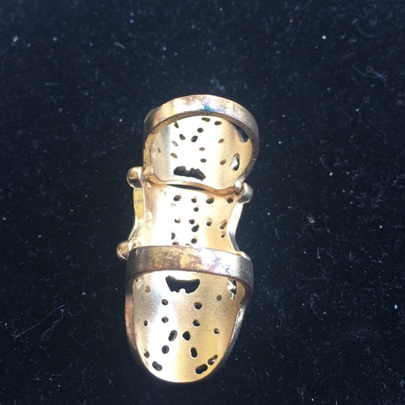 Ring - Picture 2 of 2